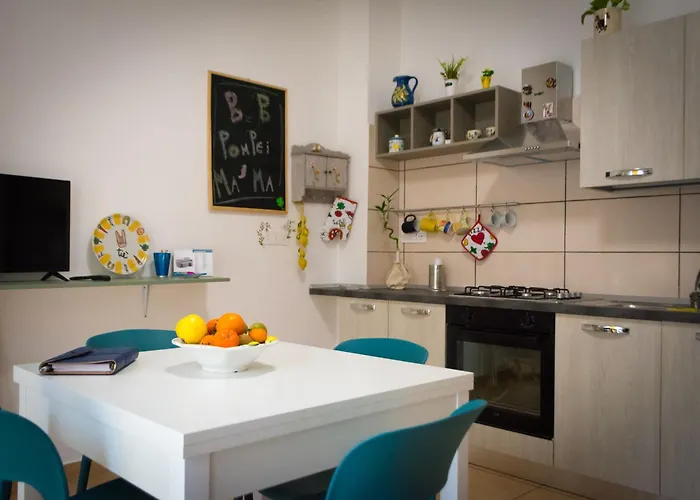 Mama Pompei Bed & Breakfast 3*